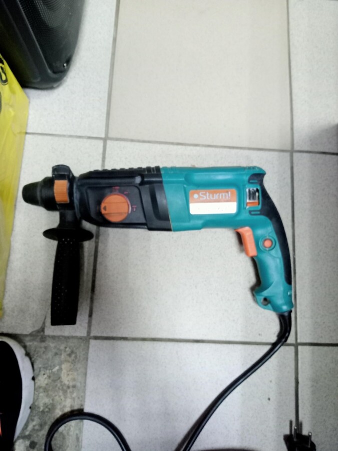 Перфоратор STURM RH2592R