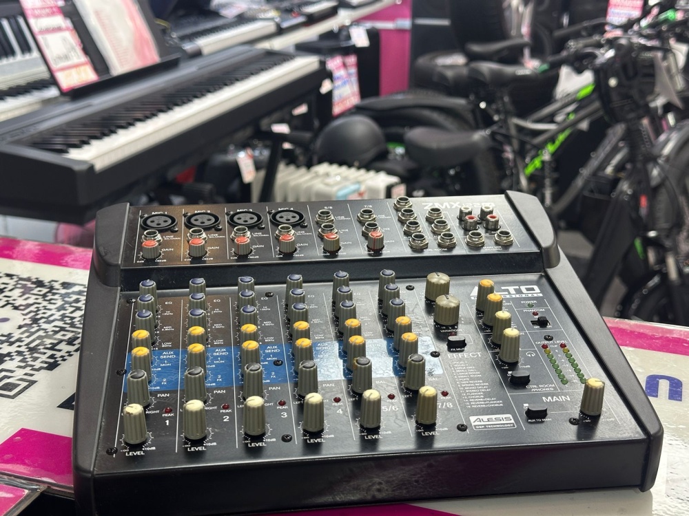 Звуковой микшер Alto ZMX 122FX