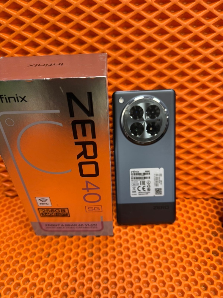 Мобильный телефон Infinix Zero 40(12\256)