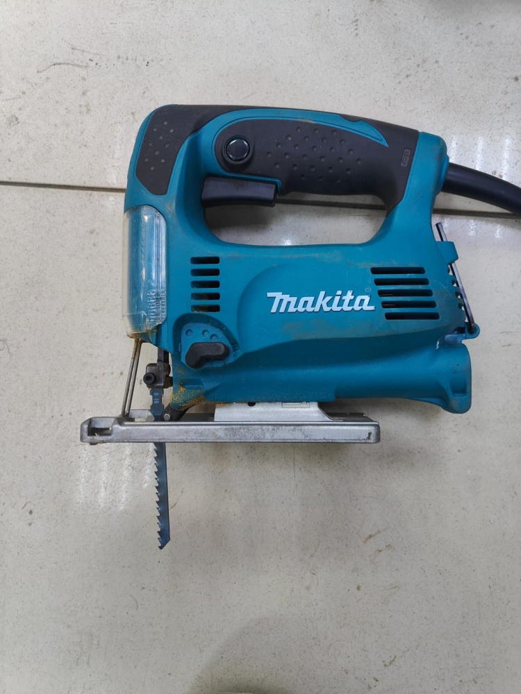 Лобзик Makita 4329