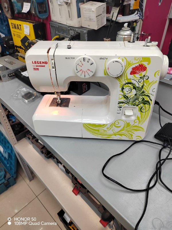 Швейная машина LEGEND