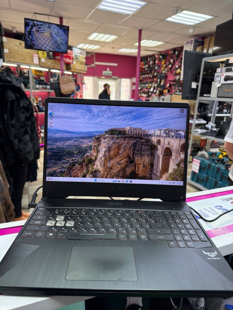 Ноутбук ASUS TUF GAMING FX505DT