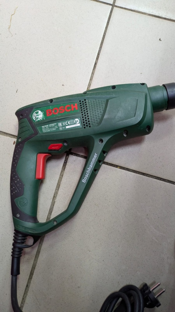 Перфоратор BOSH PBH 2500 RE