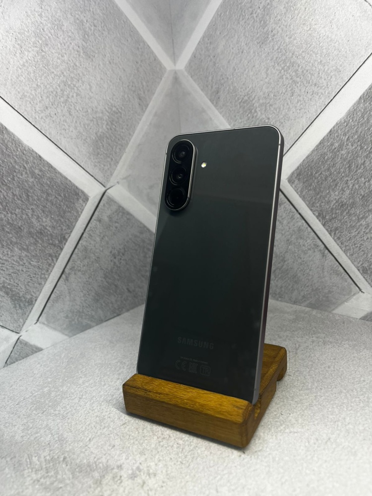 Смартфон Samsung A56 8/256