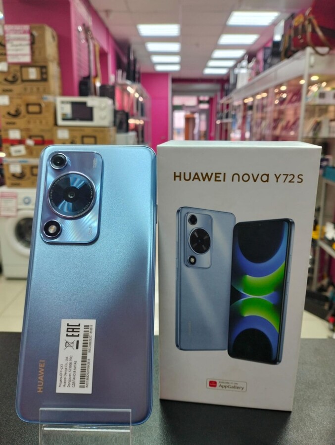 Смартфон Huawei Nova Y72S. 8/128GB.