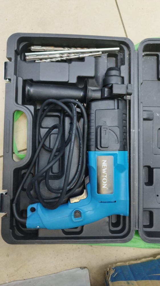 Перфоратор Newtone 750W