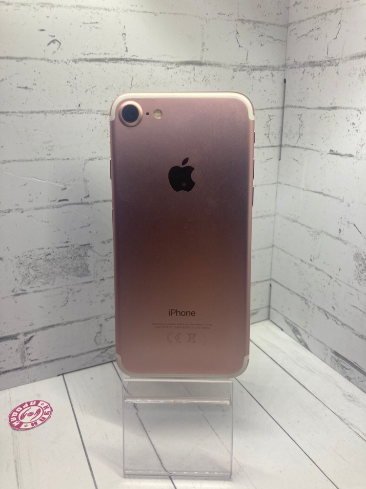 Смартфон iPhone 7 32Gb