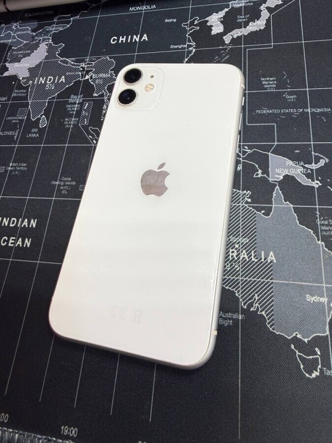 Смартфон iPhone 11 128 Gb