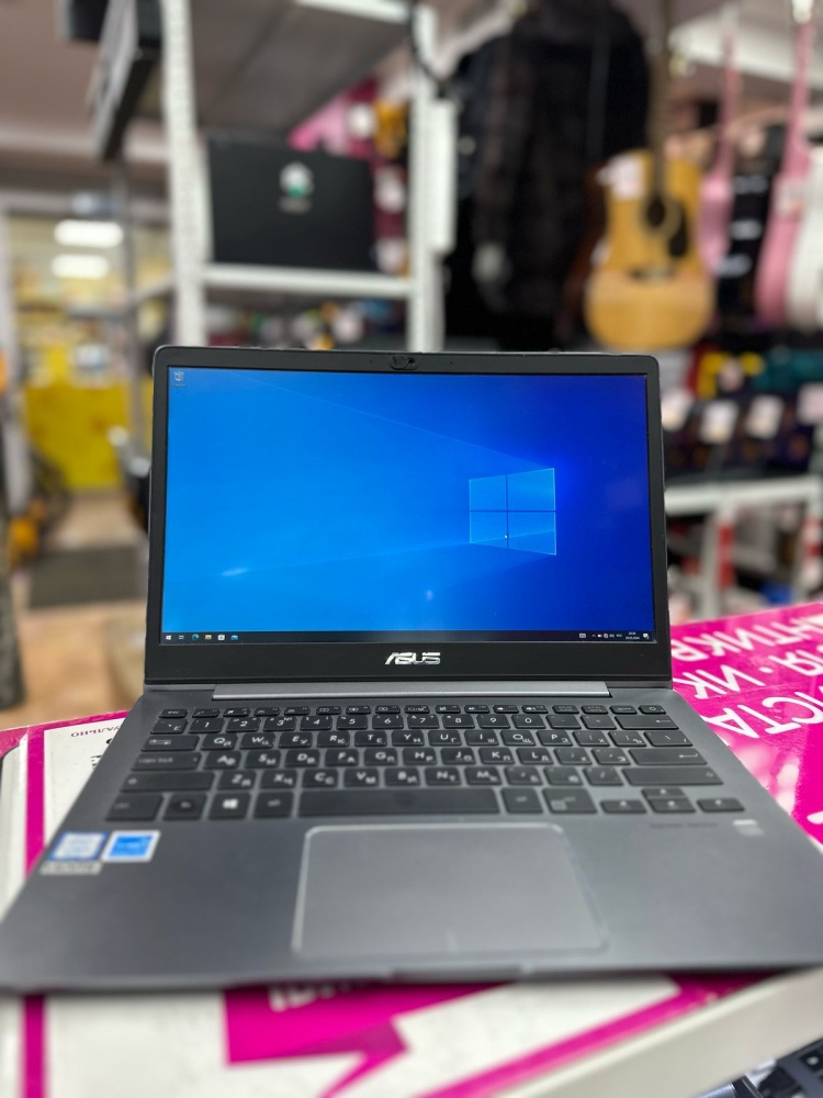 Ноутбук ASUS i5-8250U/8/256SSD