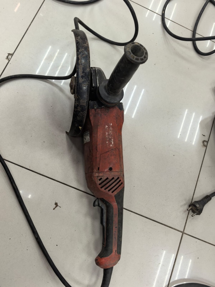 УШМ (Болгарка) Hilti AG230-20d