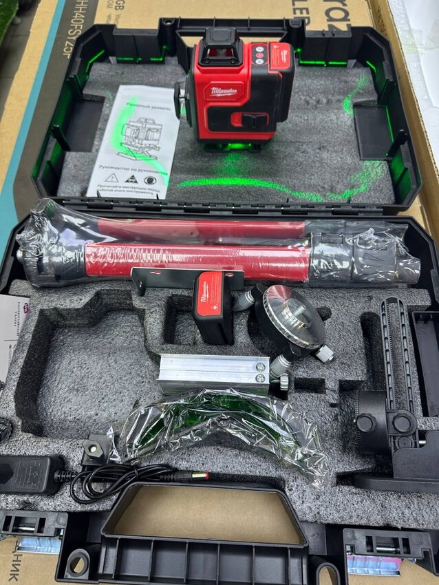 Лазерный уровень 4D Milwaukee
