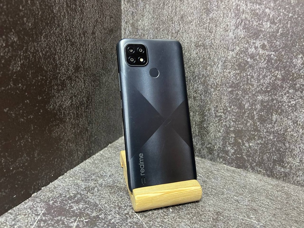 Смартфон Realme C21 4/64