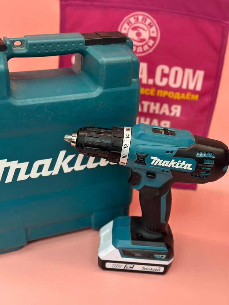 Шуруповерт Makita