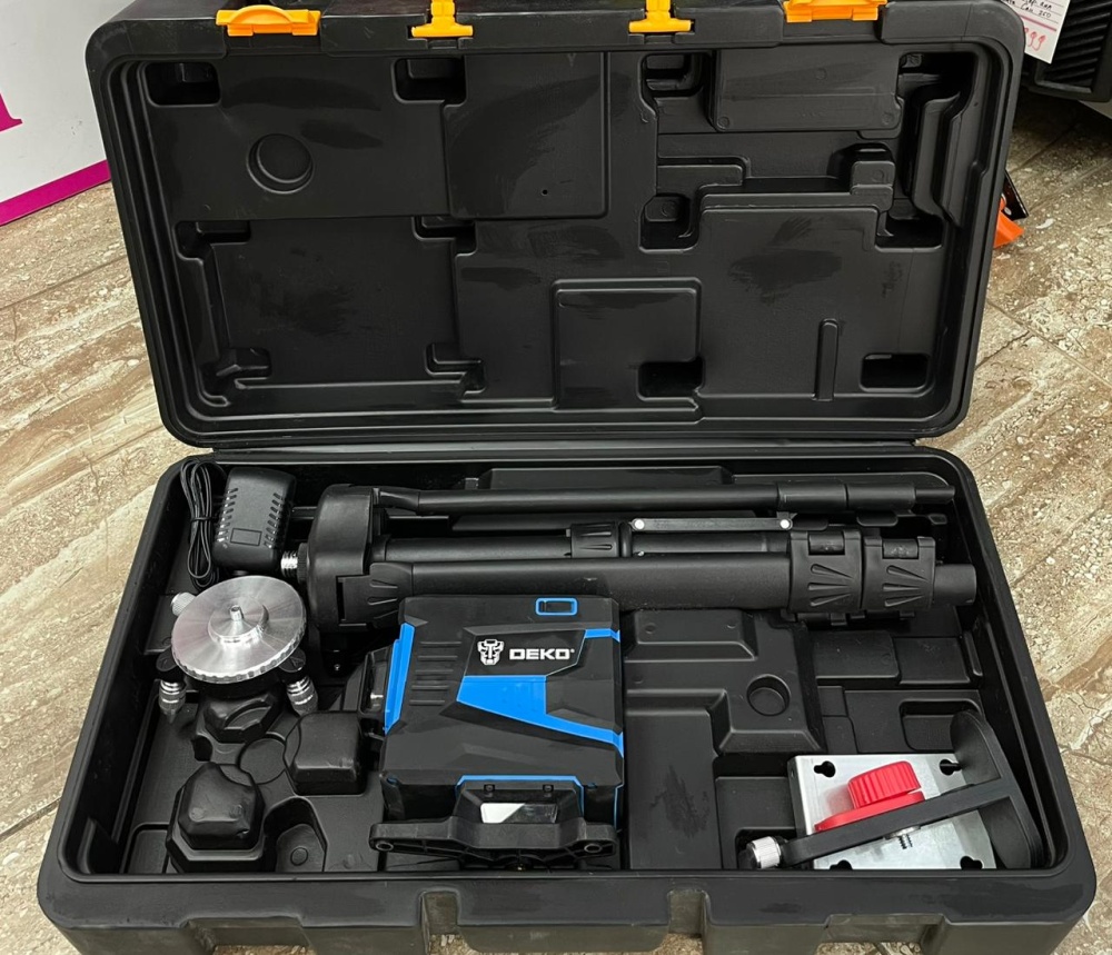 Лазерный уровень DEKO