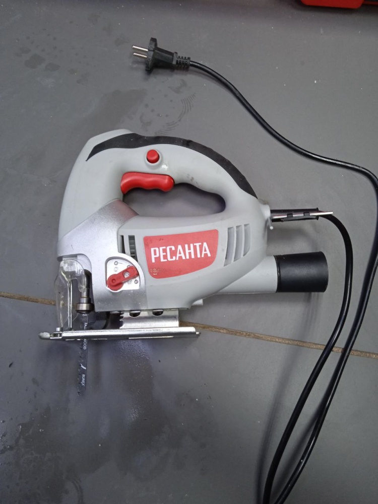 Электролобзик Ресанта Л-80/750