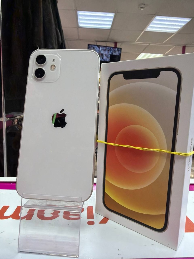 Смартфон iPhone 12 64 Gb