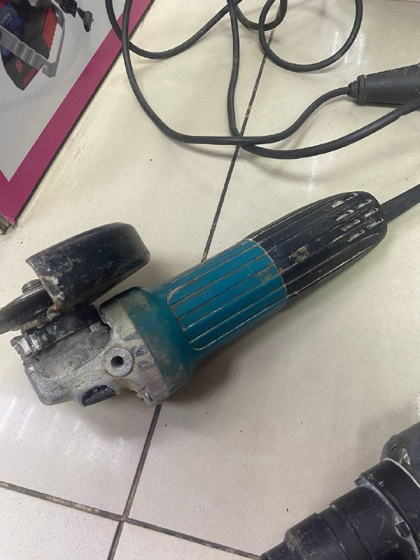 Болгарка Makita ga5030