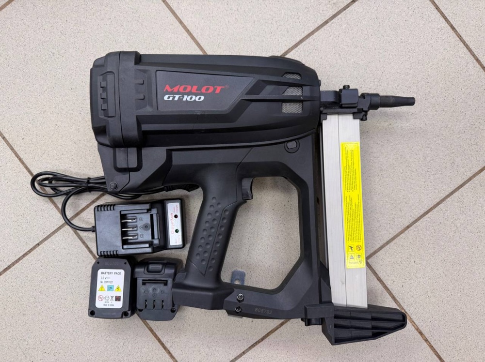 Монтажный пистолет molot GT-110