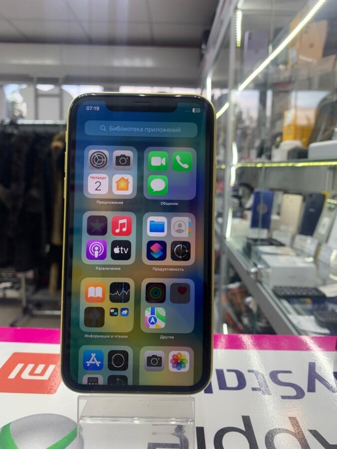 Смартфон iPhone 11 64Gb