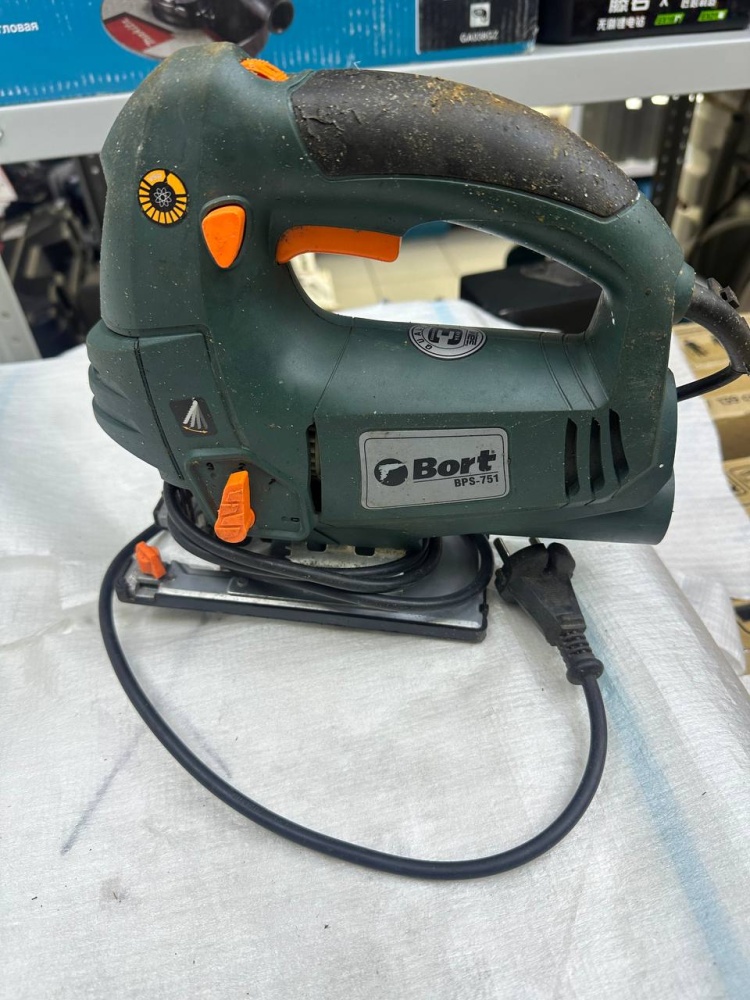 Лобзик Bort BPS-751