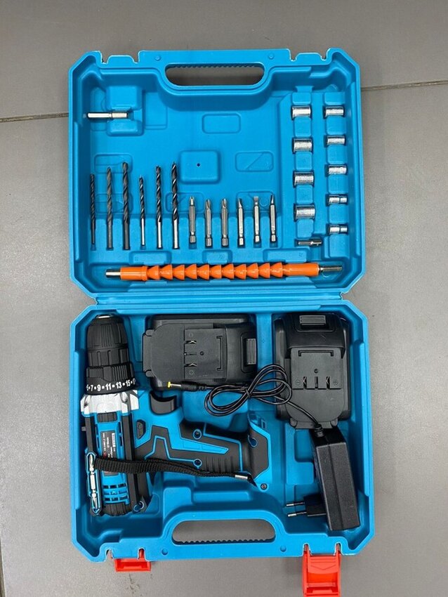 Шуруповерт Handteck 18v