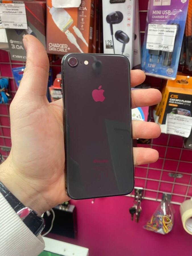 Смартфон iPhone 8 64 Gb gb