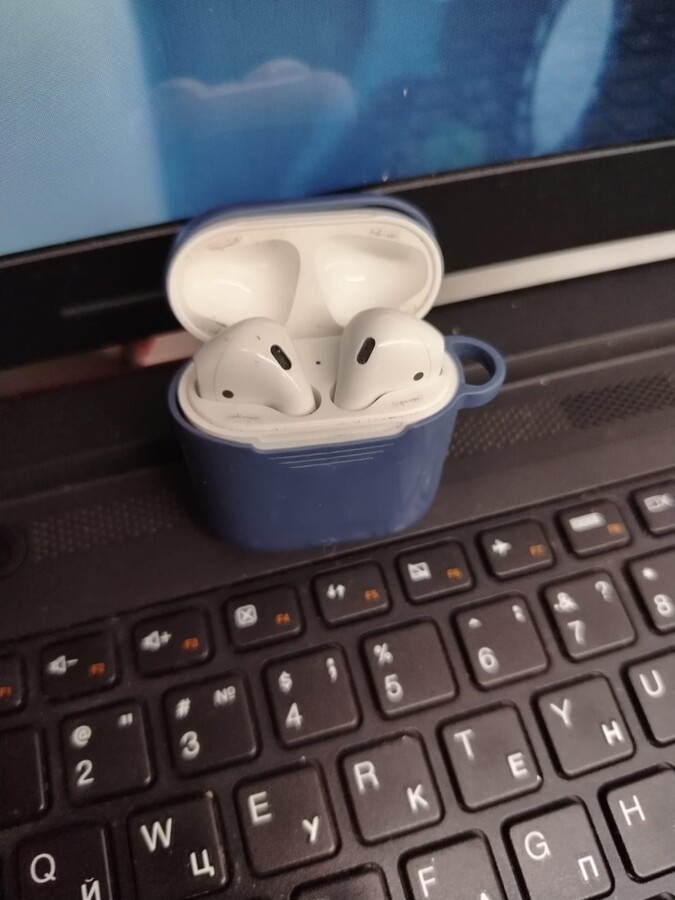 Наушники Airpods