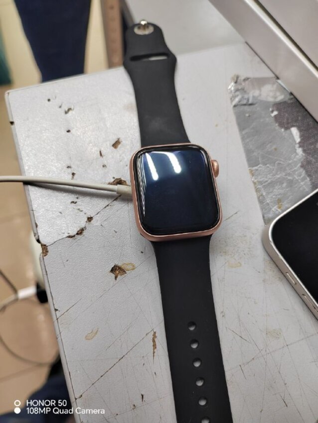 Часы Apple Watch SE 40mm