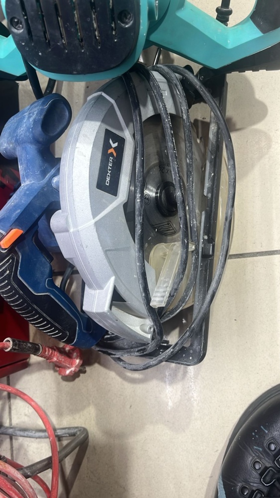 Дисковая пила Декстер