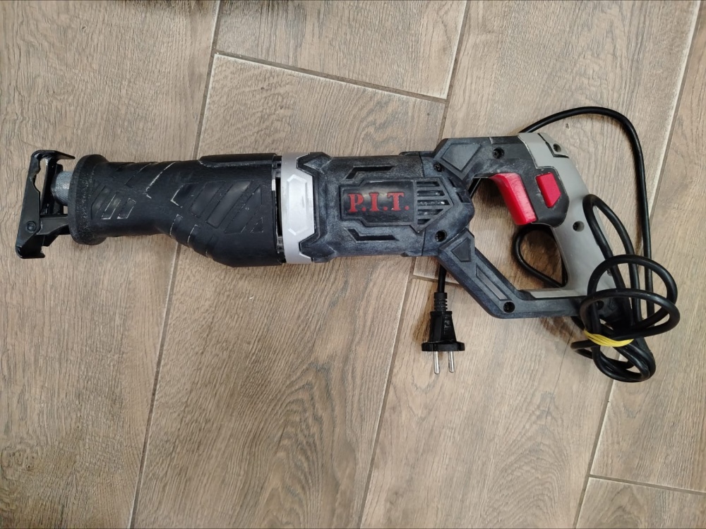 Сабельная пила P.I.T