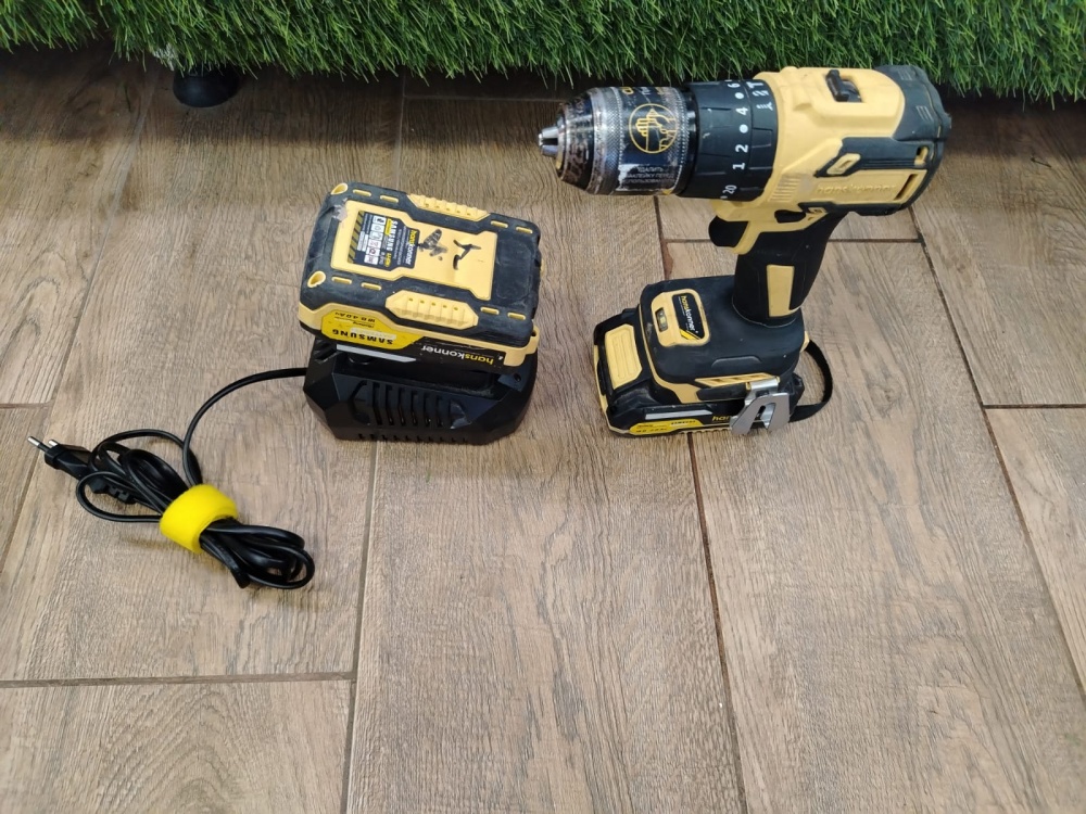 Шуруповерт Hanskonner