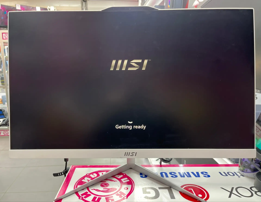 Моноблок MSI i3 1215u 1.2x8/16/256