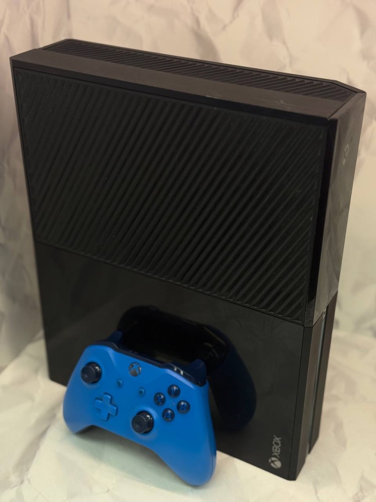 Игровая приставка XBOX ONE 365