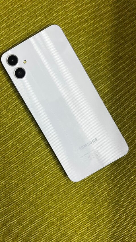 Смартфон Samsung A05 4/64