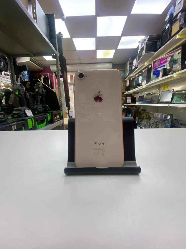 Смартфон iPhone 8 64 Gb