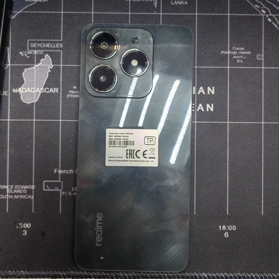 Смартфон Realme C61 128