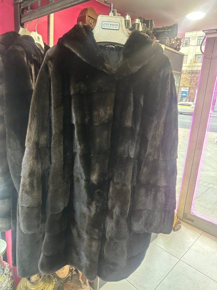 Шуба норковая blackg lama