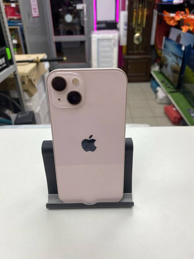 Смартфон iPhone 13 256 Gb