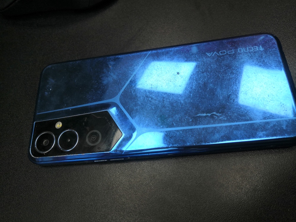 Мобильный телефон Tecno pova neo2 4\128