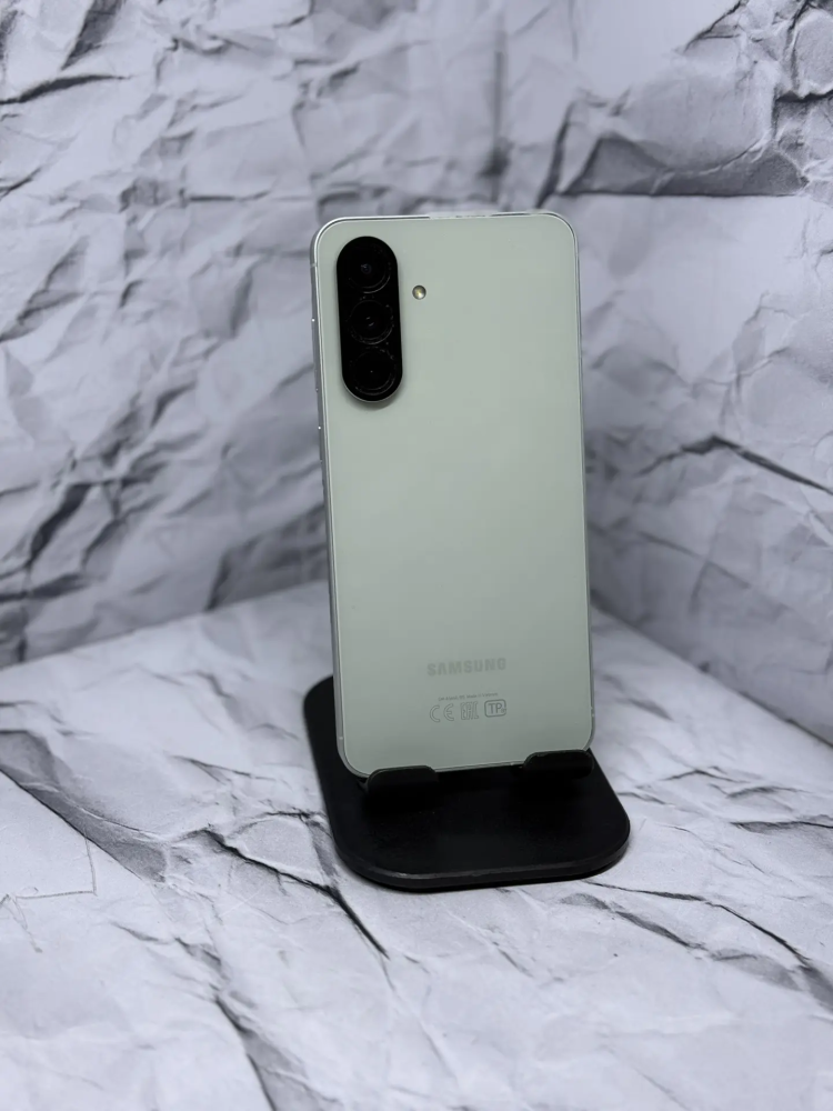 Смартфон Samsung A56 8/128gb
