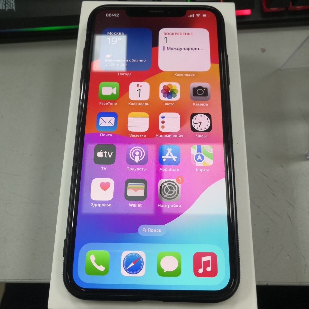 Смартфон iPhone XS MAX 64Gb