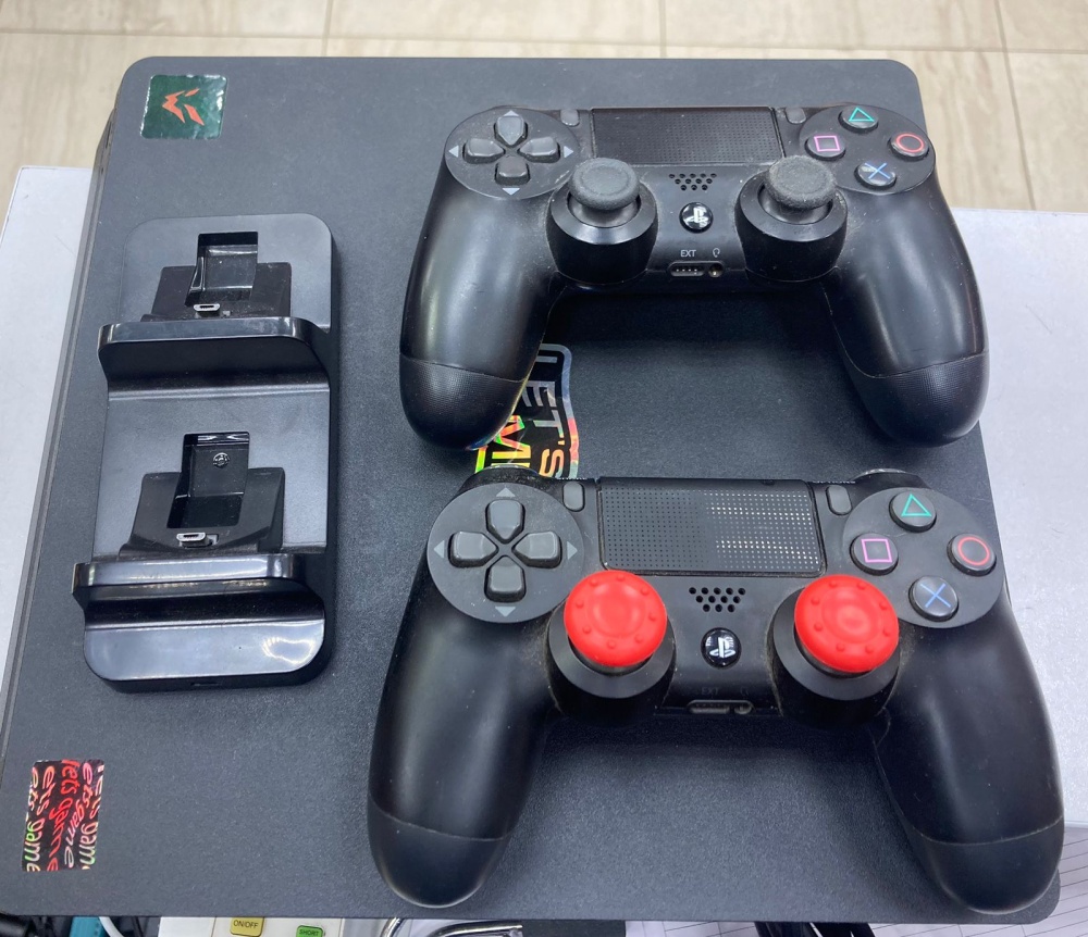 Игровая приставка Sony PlayStation 4 slim