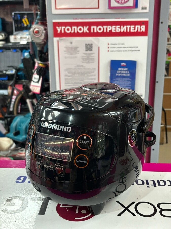 Мультиварка Redmont RMC-03