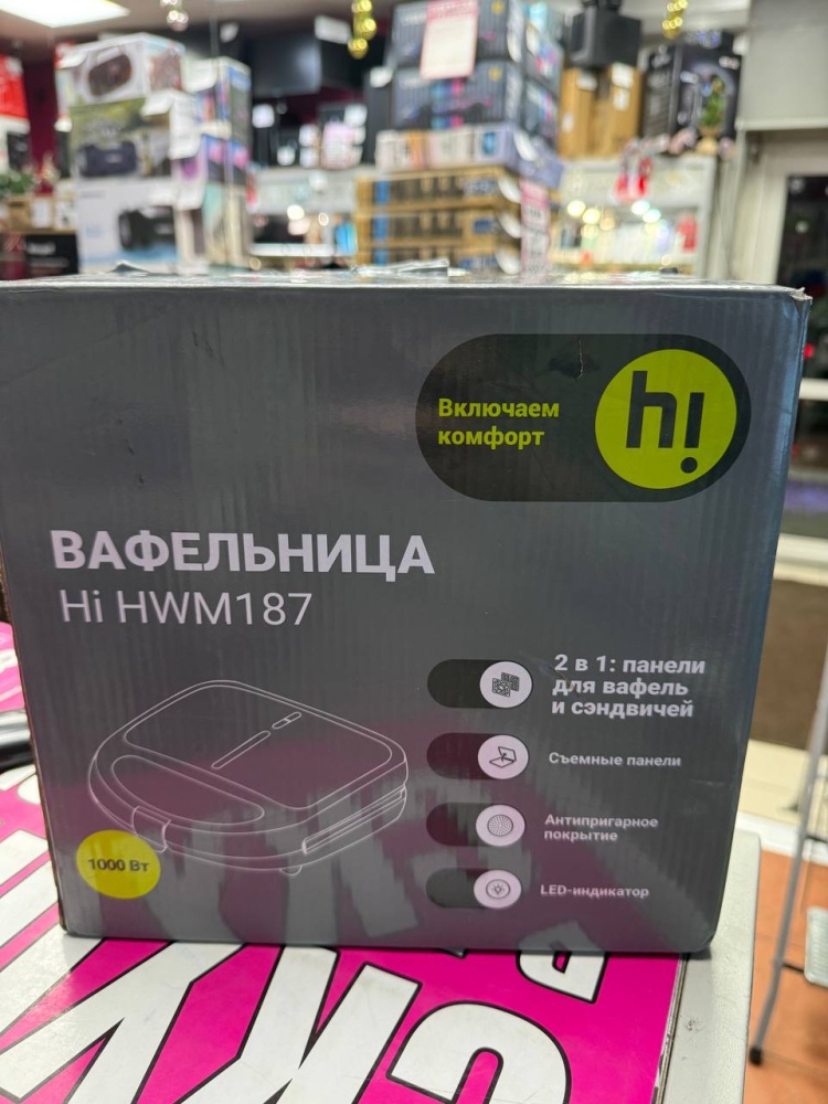 Вафельница Hi