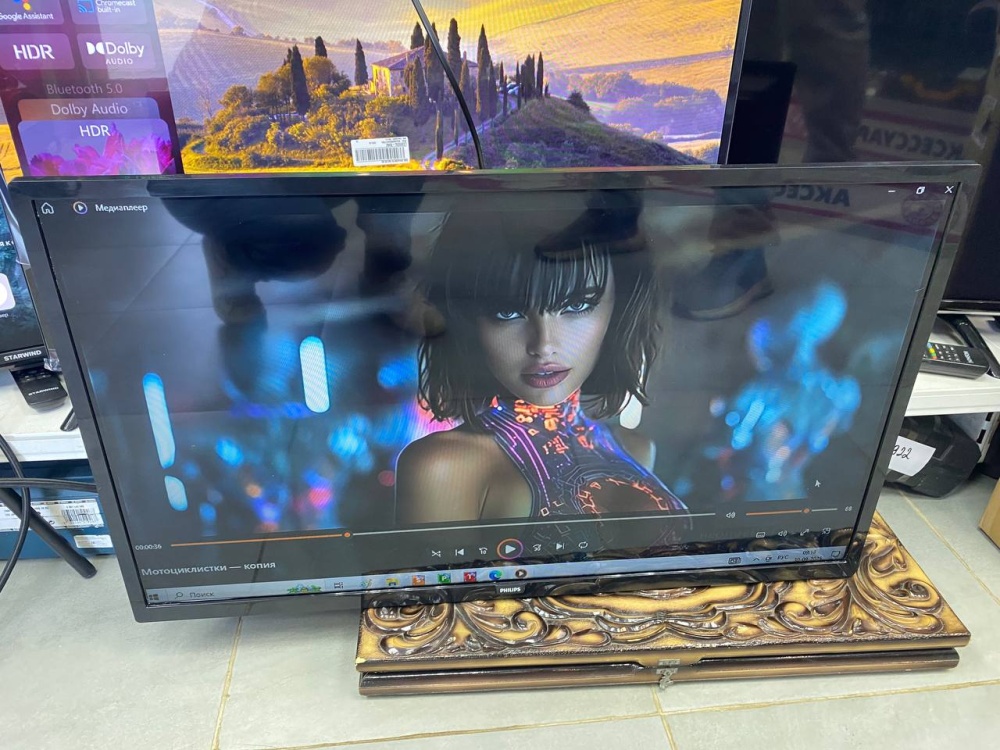 Телевизор Philips 32PHS5813