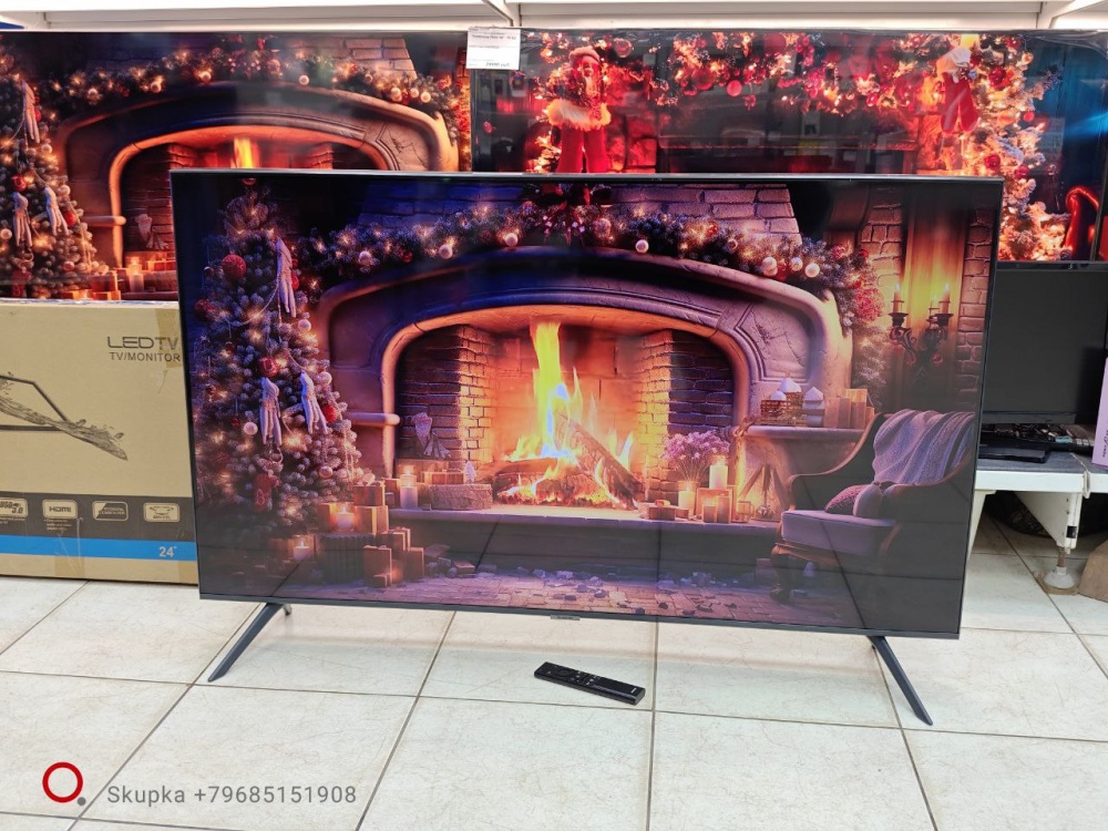 Телевизор Samsung  UE50AU7100U