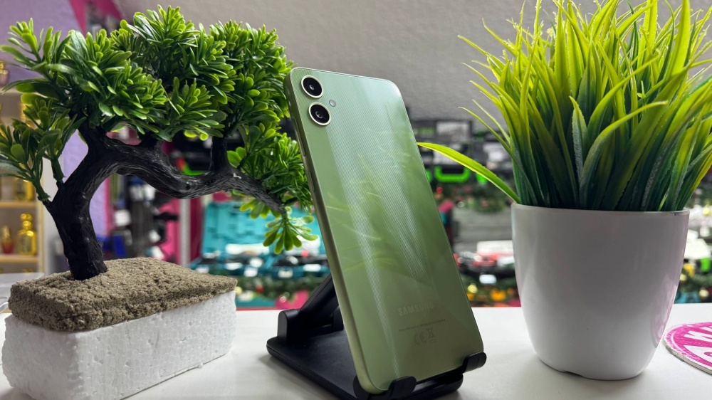 Смартфон Samsung A05 4/64
