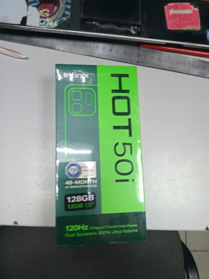 Мобильный телефон Infinix HOT 50i