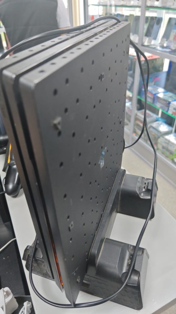 Игровая приставка Sony PlayStation 4 PRO