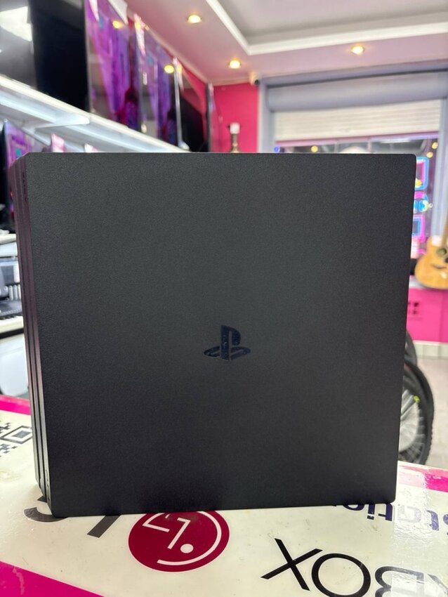 Игровая приставка Sony PlayStation 4 PRO 1 TB 12,5